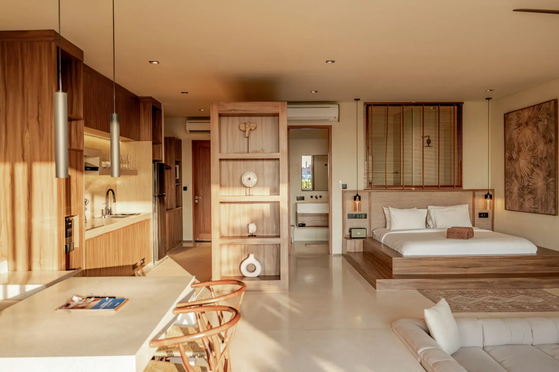 Sore - Elegant 1BR Studio Canggu | Plunge Pool & Balcony — image 4