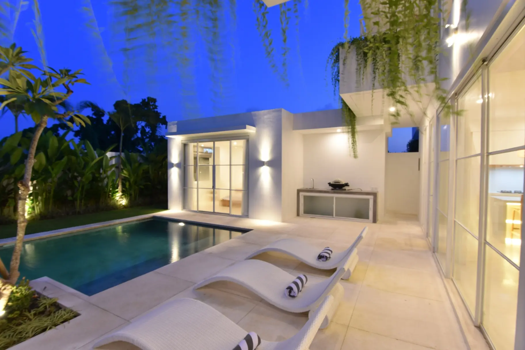 4 BEDROOM VILLA IN CANGGU IDR 75 MILL/MONTH — image 2