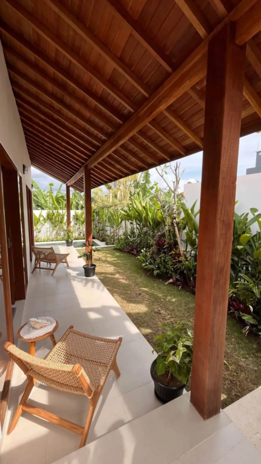 Brand New 2BR Tropical Villa in the Heart of Canggu — image 3