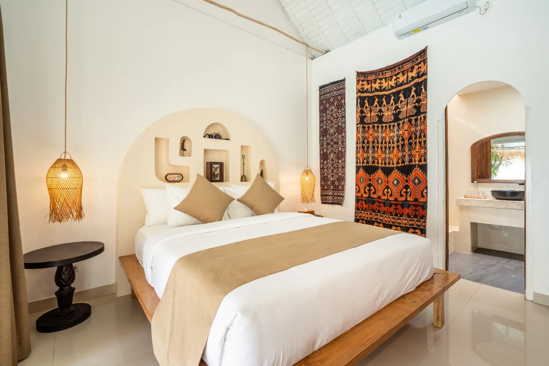 Villa Siesta – Boho-Mediterranean 3-Bedroom Tropical Retreat in Berawa — image 2