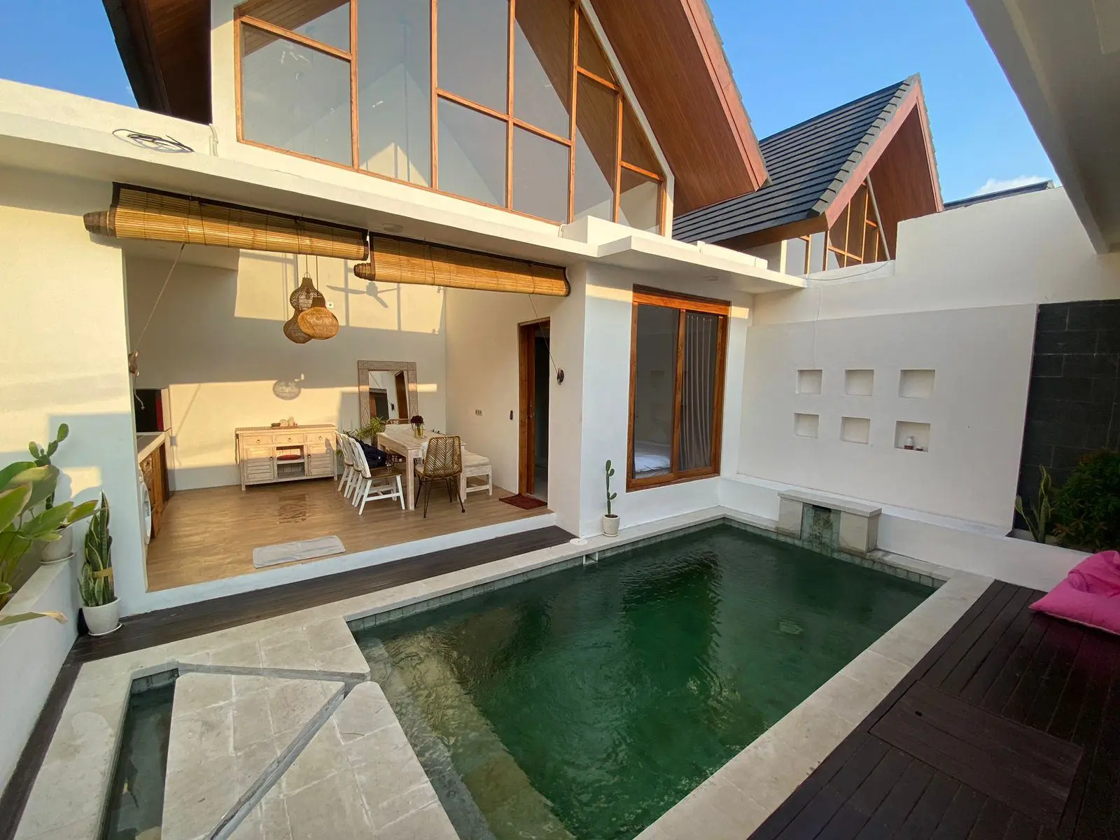 For rent 2 bedrooms villa located in Kerobokan — image 2