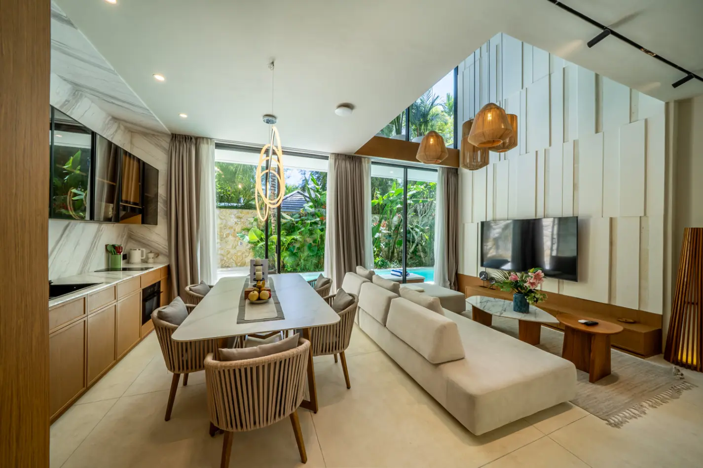 3 BEDROOM LUXURY VILLA IN CANGGU PADONAN - AF542 — image 3
