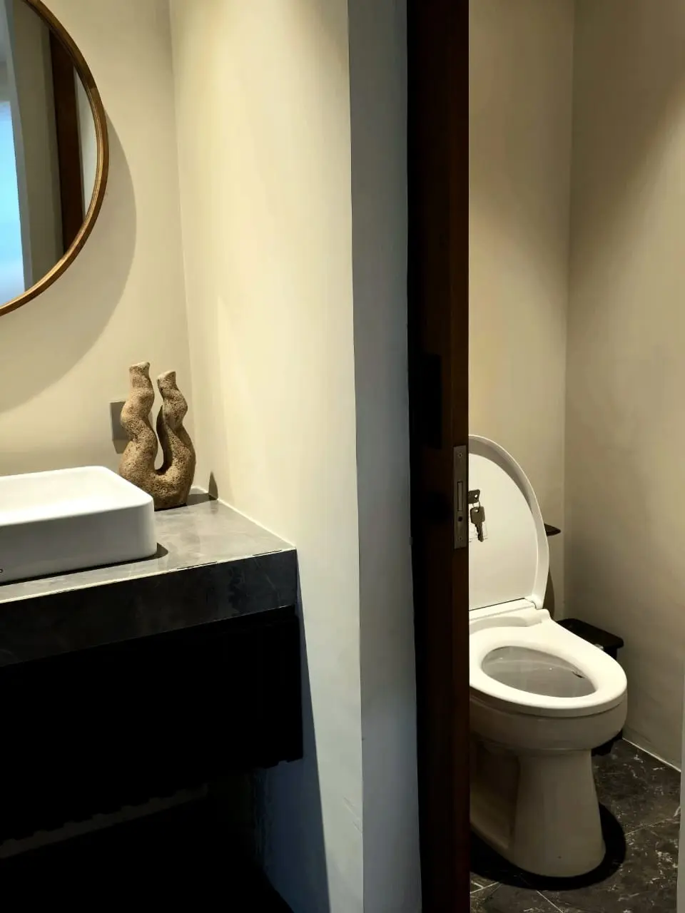 Villa For Rent 1 Bed In Canggu Badung Bali EC-3776 — image 1