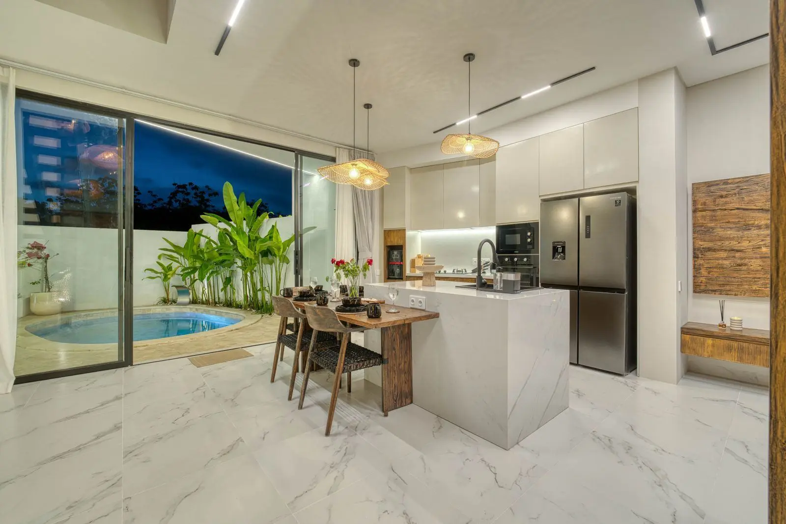 Brand New Luxury Villa With Ocean View — image 1