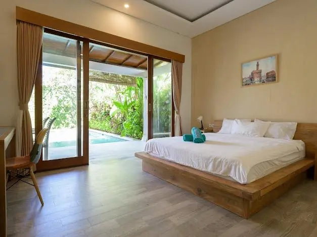 Batu Bolong | Canggu Prime 2BR Villa – Only 5 Minutes Walk to the Beach — image 3