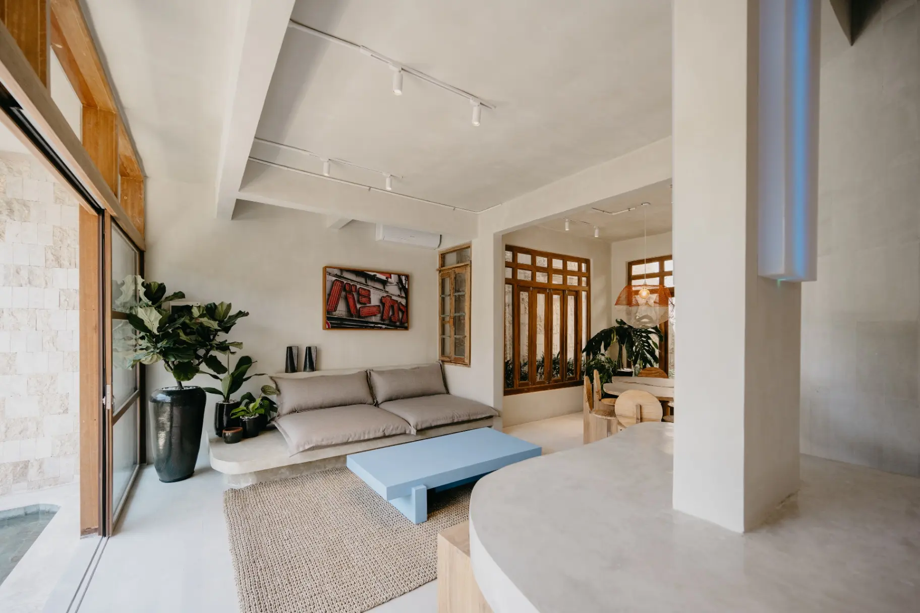 Designer Villa in the Heart of Canggu — image 4