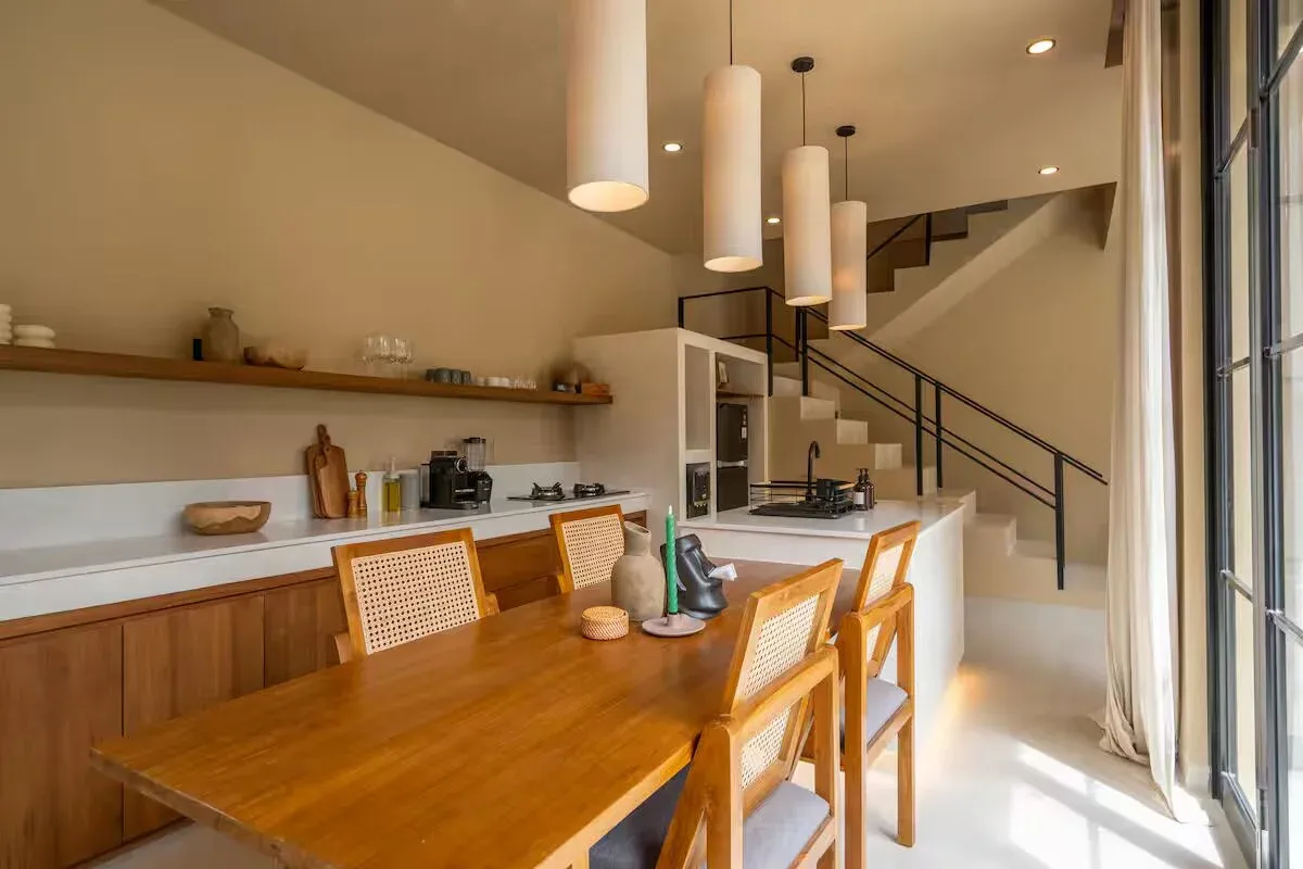 2 BEDROOM MODERN LUXURY VILLA IN PERERENAN — image 2