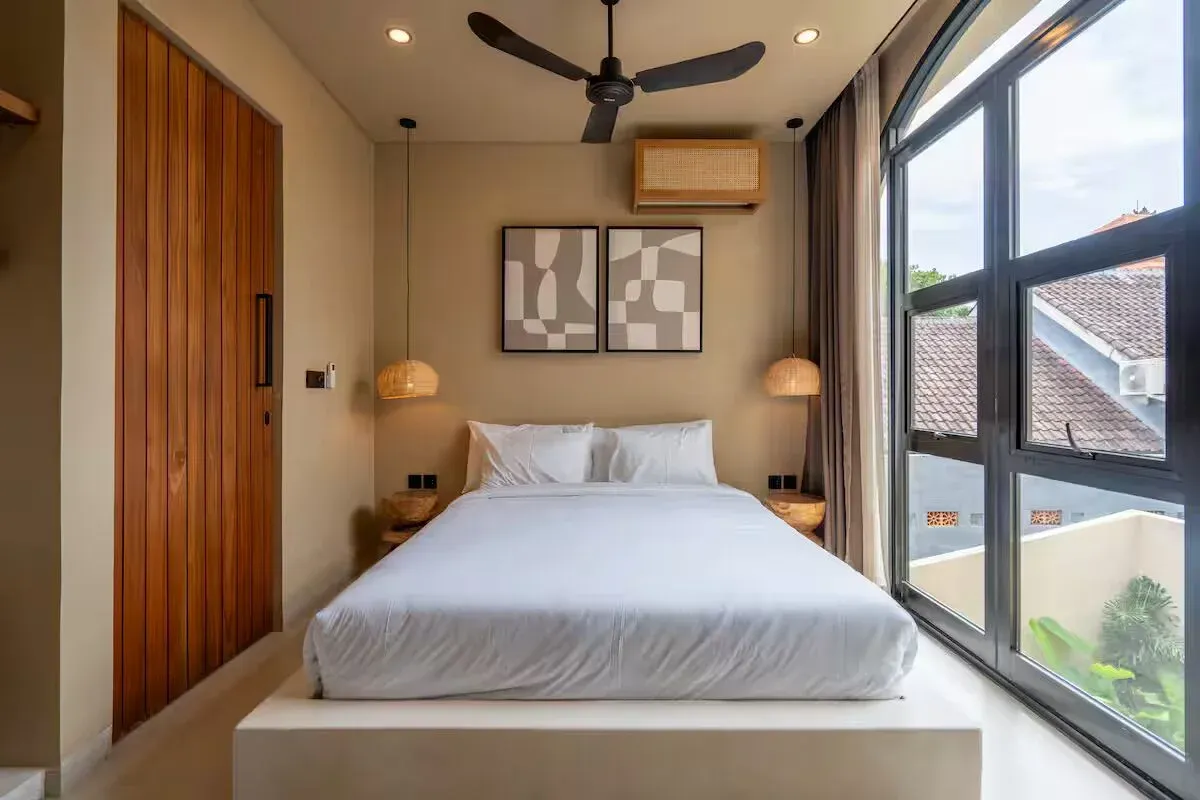 2 BEDROOM MODERN LUXURY VILLA IN PERERENAN — image 3