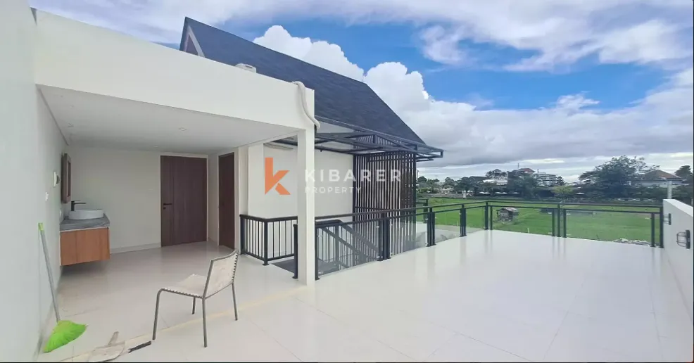 Minimalist Two-Bedrooms Open Living Villa in Central Umalas YRC5276 — image 4