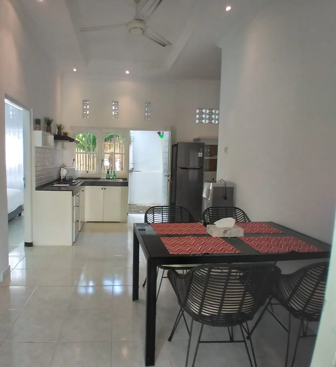 2BD Cozy House Berawa — image 1