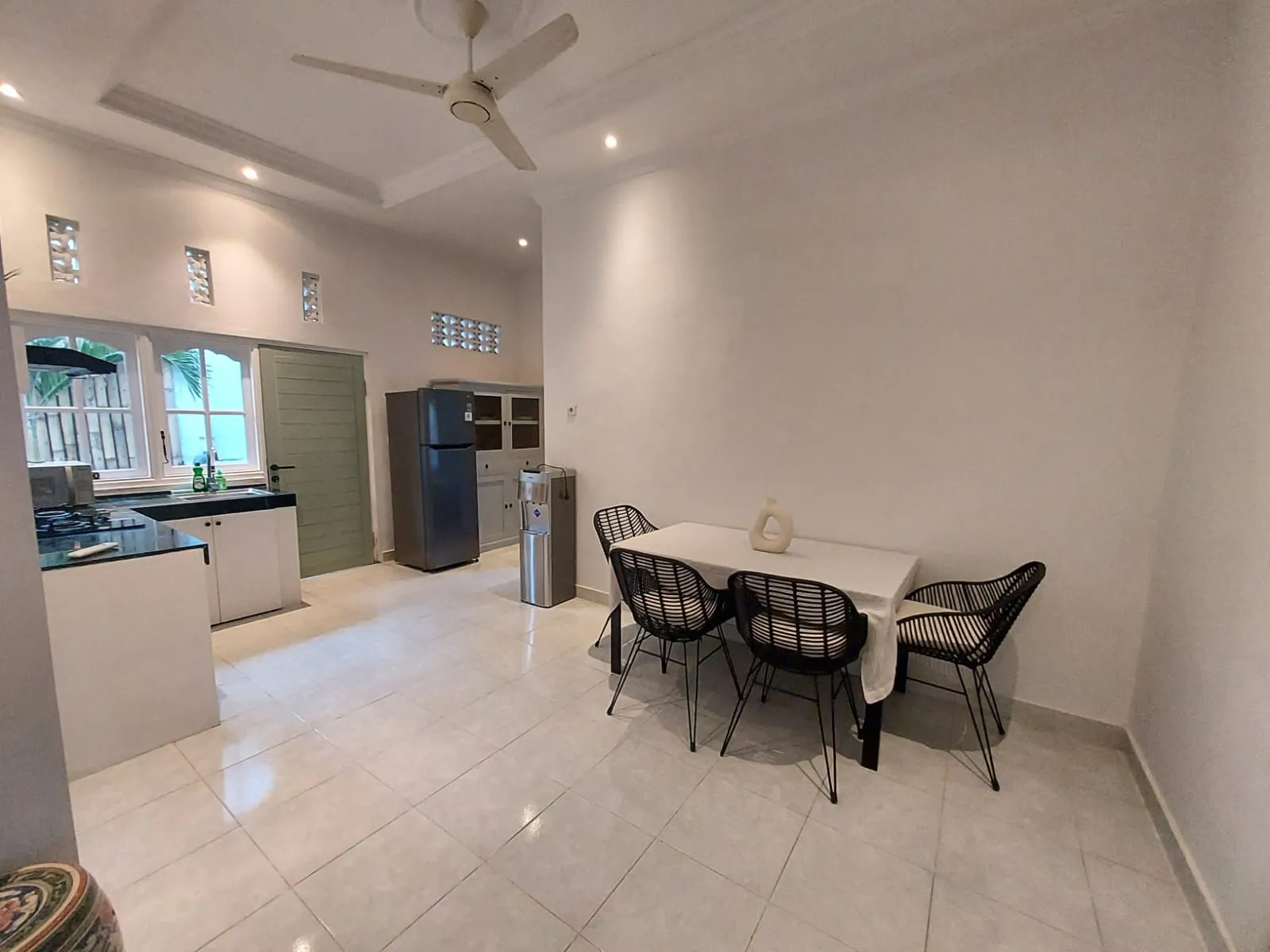 2BD Cozy House Berawa