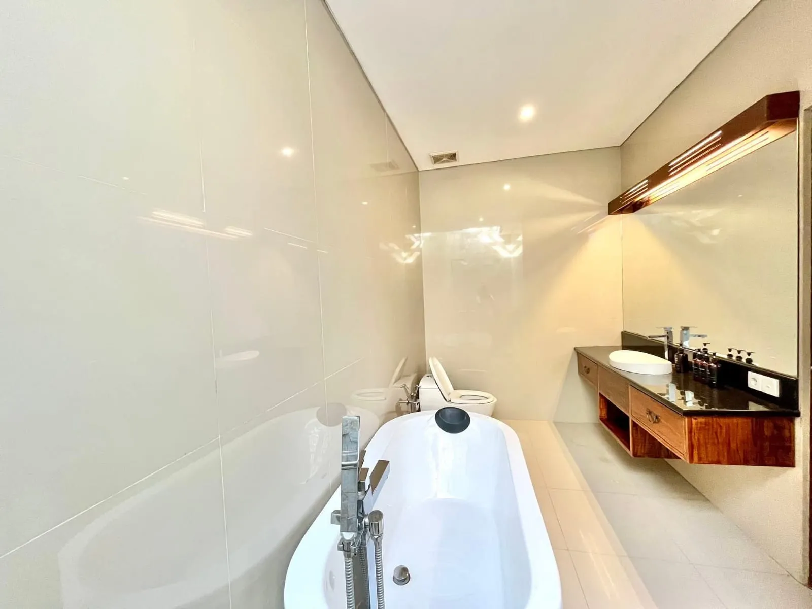 Villa For Rent 2 Bed In Berawa Canggu Bali PR-3781 — image 2