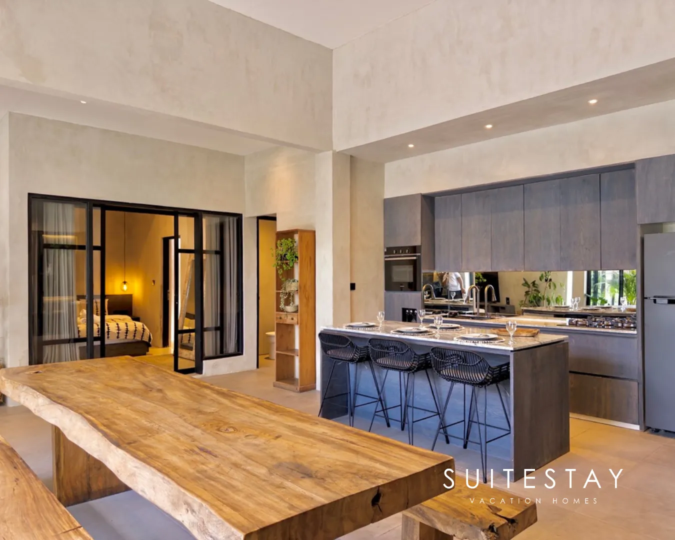 Luxury 3-Bedroom Villa in Private Berawa Location — image 4