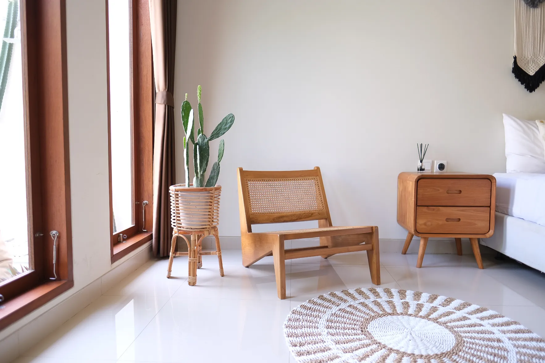 MODERN–TROPICAL 2BR VILLA DIANE — image 3