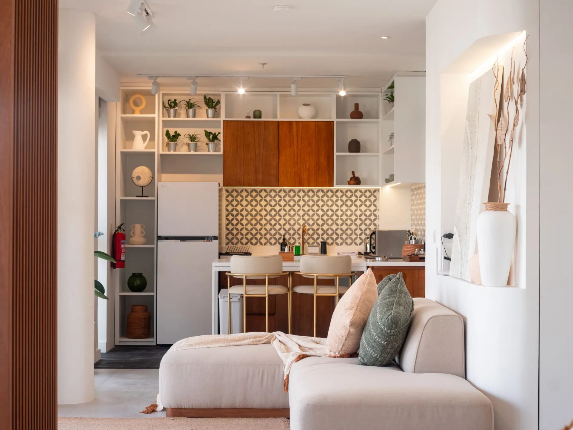 The Cruise - Suite Apartment in Canggu