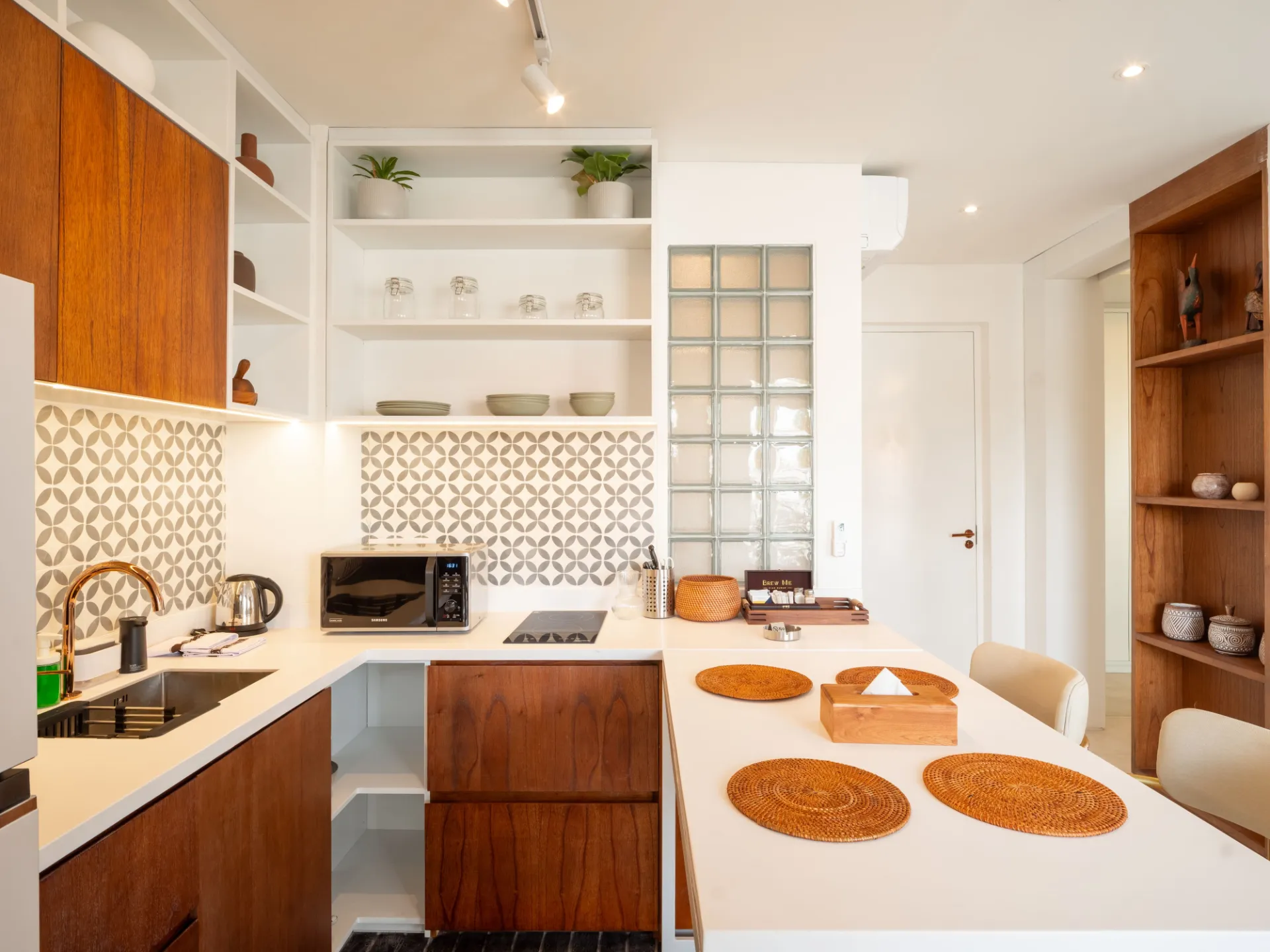 The Cruise - Suite Apartment in Canggu — image 1