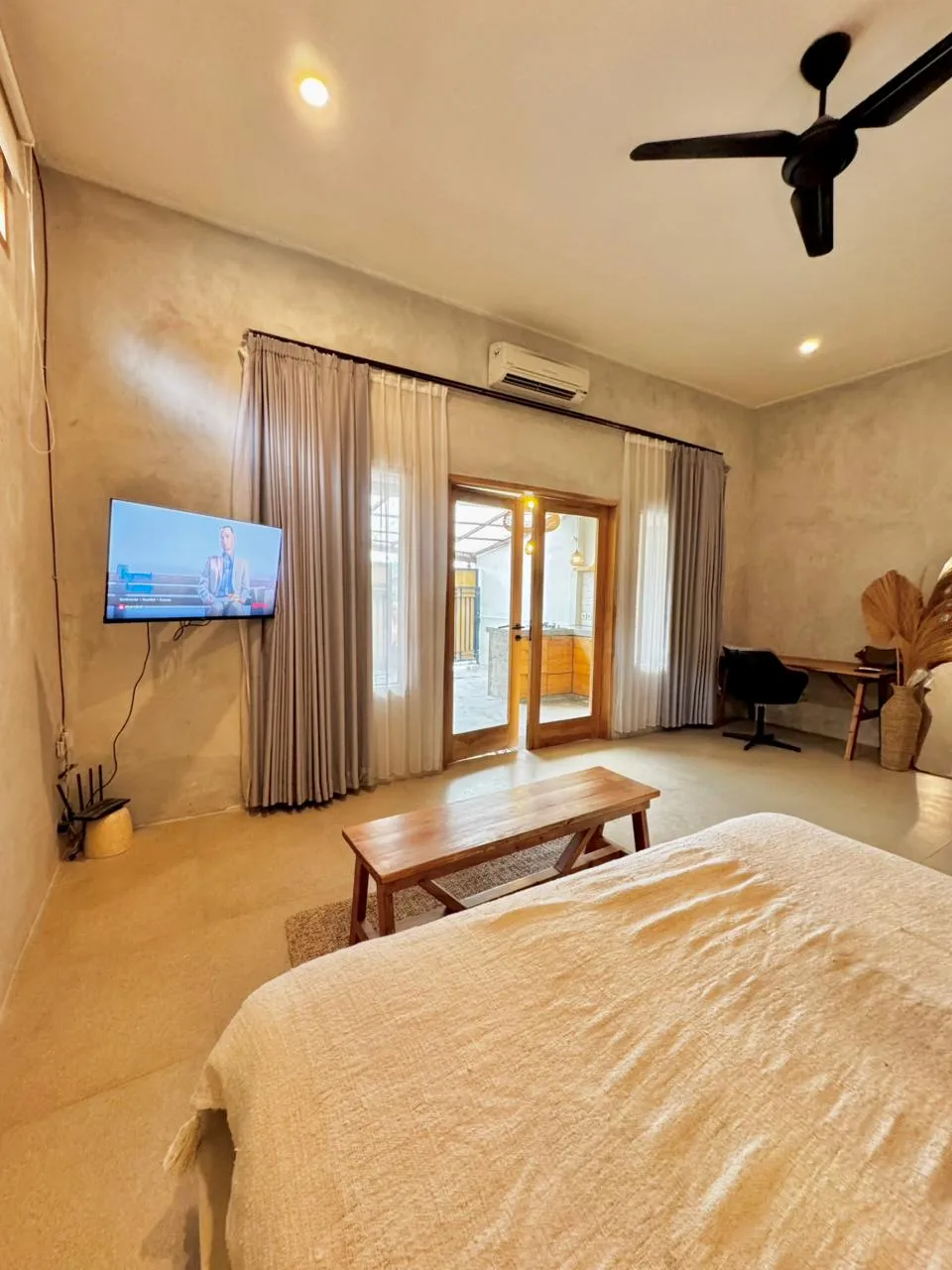 Industrial Style 1BR House in Padonan 1 — image 2