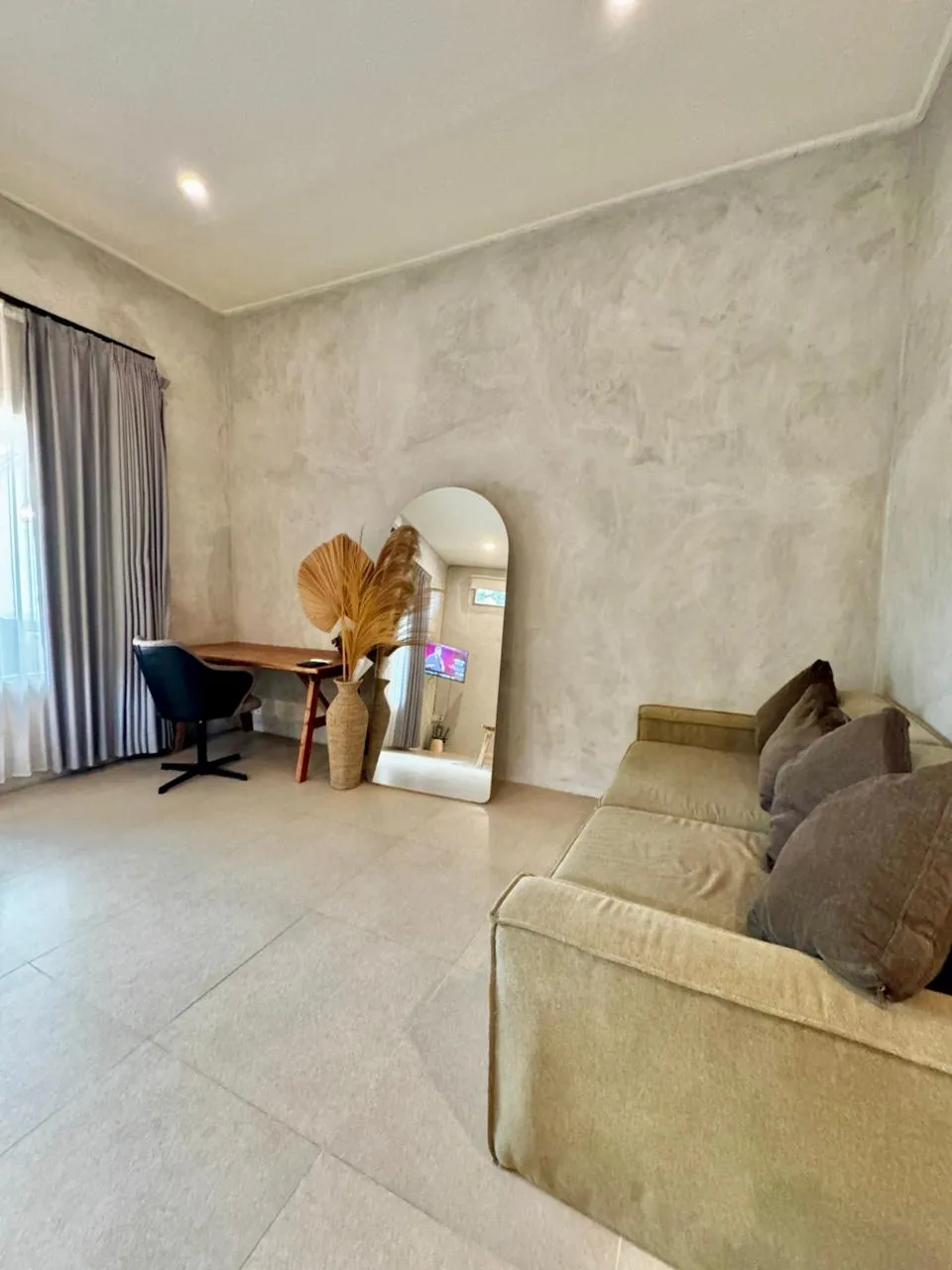Industrial Style 1BR House in Padonan 1 — image 4