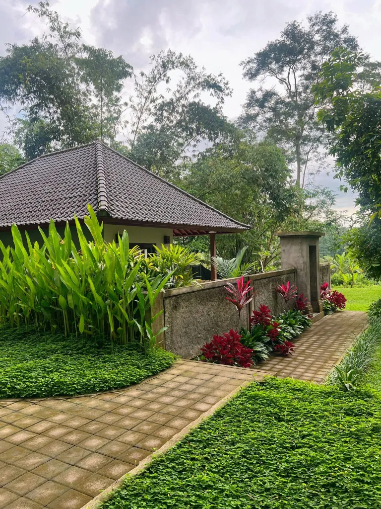 Kadek house — image 4