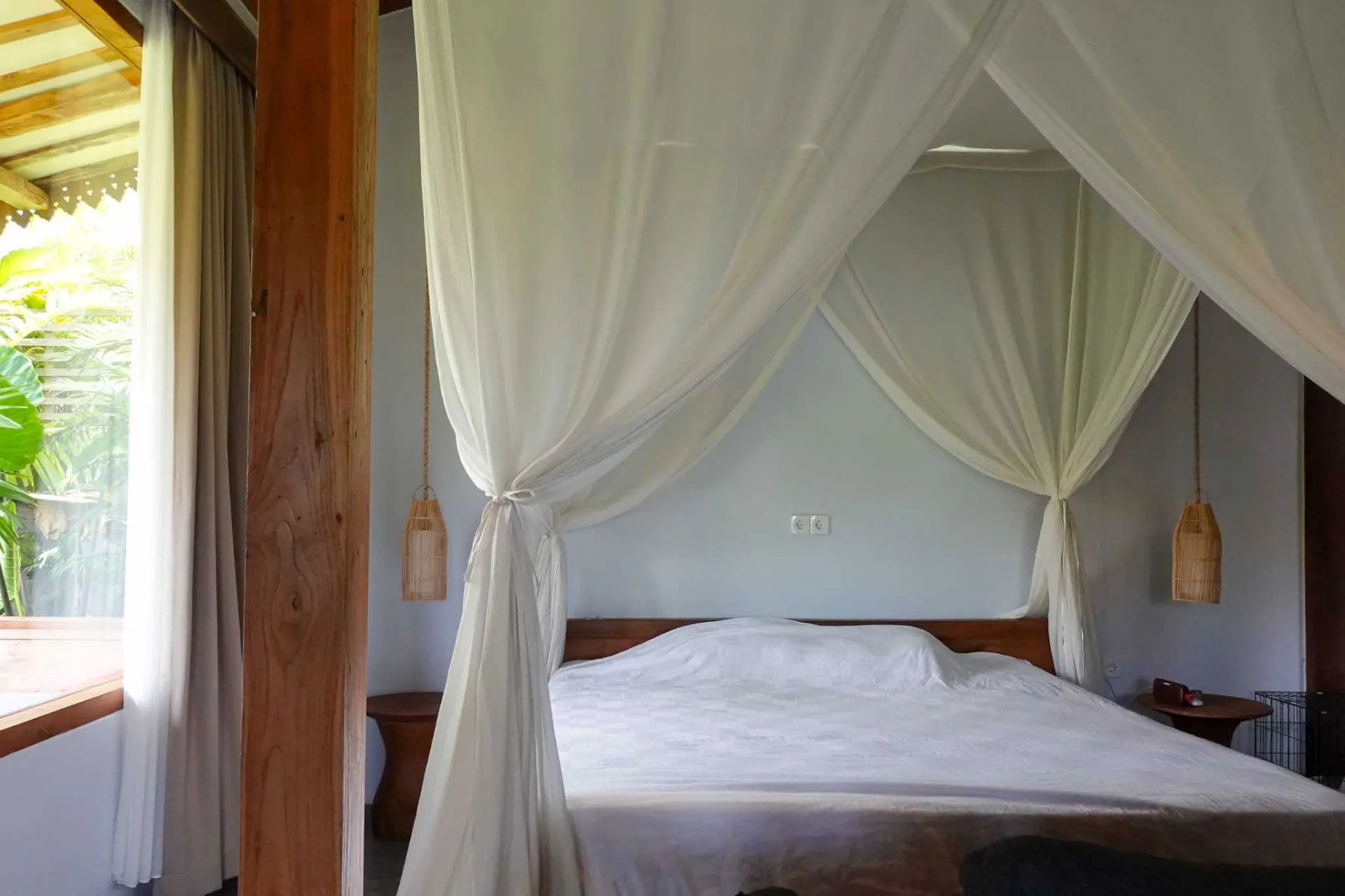 1-Bedroom Villa with Authentic Javanese Design in Seseh — image 3