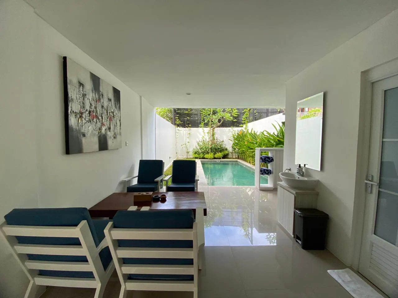 Modern 2 Bedroom Canggu– Pererenan Beach Only 5 Minutes — image 4