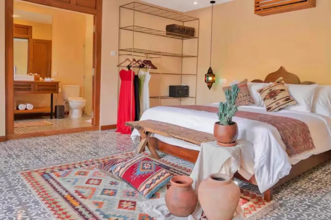 Villa For Rent 2 Bed In Batu Belig Canggu Bali RS-3795 — image 3