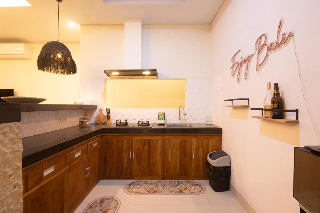 3 Bedroom villa Just 5 Minutes to echo beach canggu — image 3
