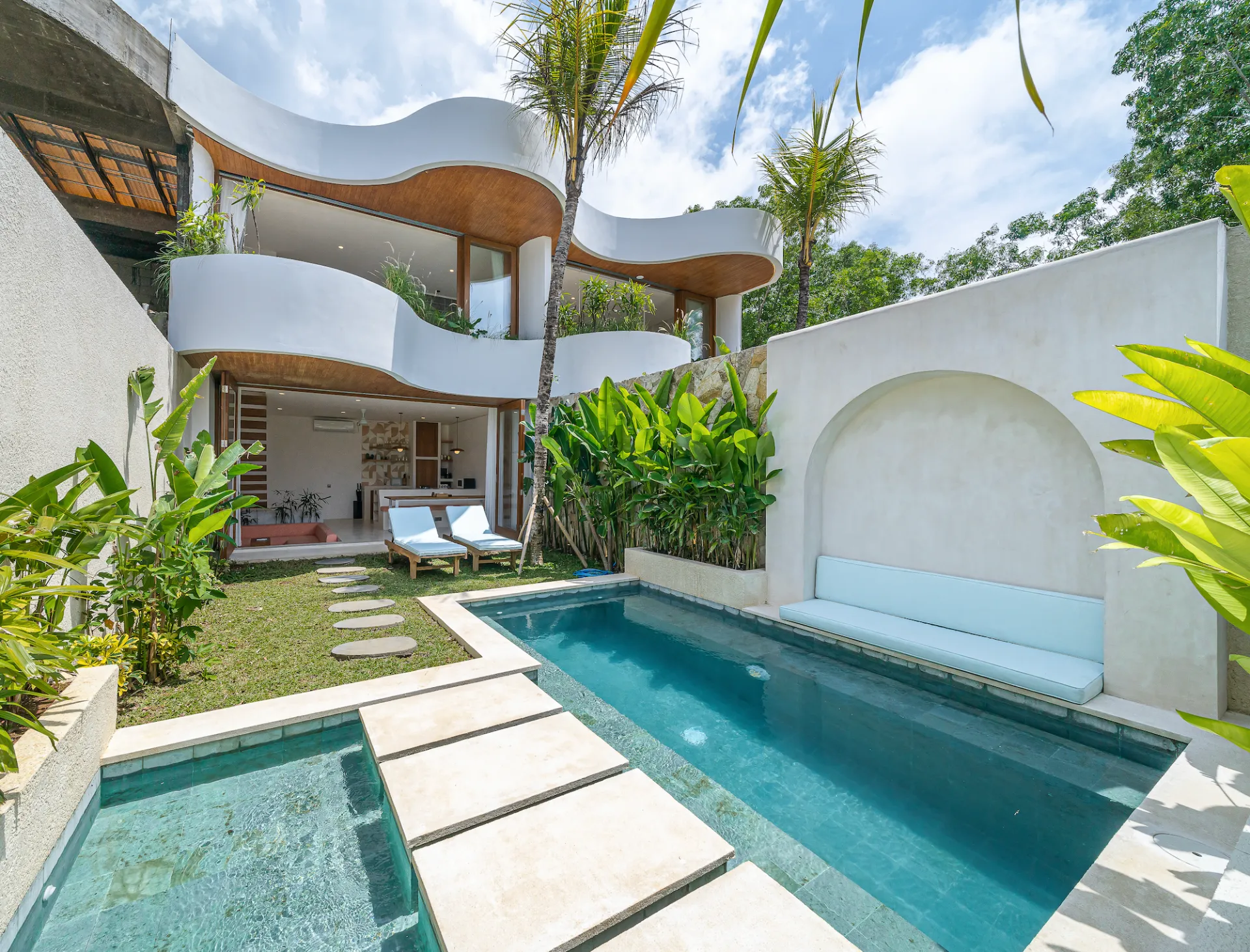 Whispering Palms - BRAND NEW Chic 1-Bedroom Villa in Pecatu