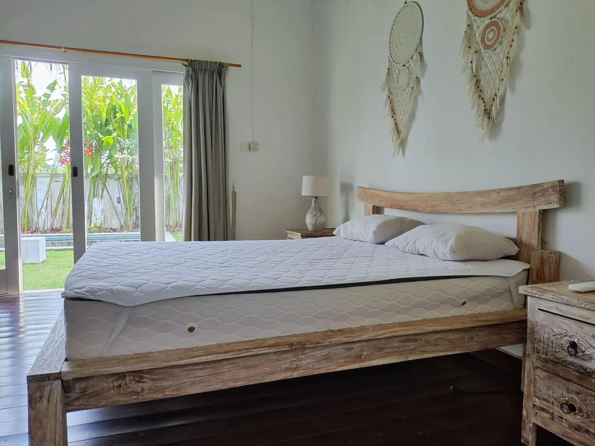Villa canggu berawa for rent big garden — image 4