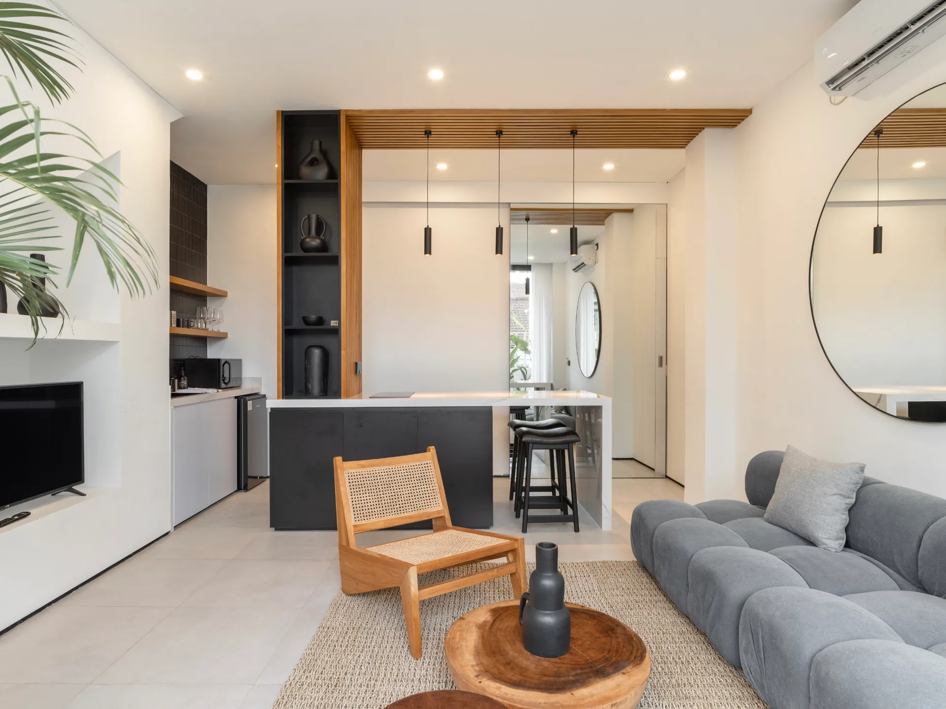 Berawa Living - Modern Minimalist Apartment with Kitchen in Berawa — image 4