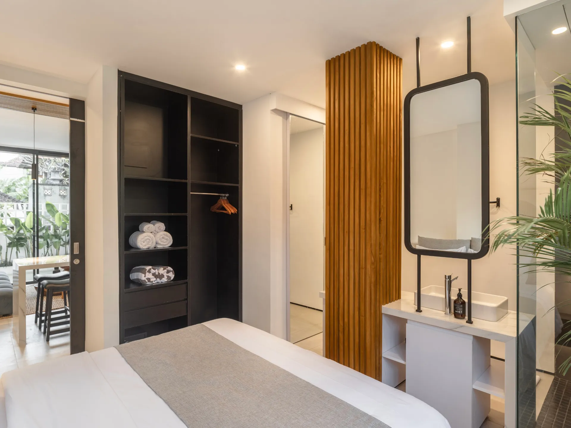 Berawa Living - Modern Minimalist Apartment with Kitchen in Berawa — image 1