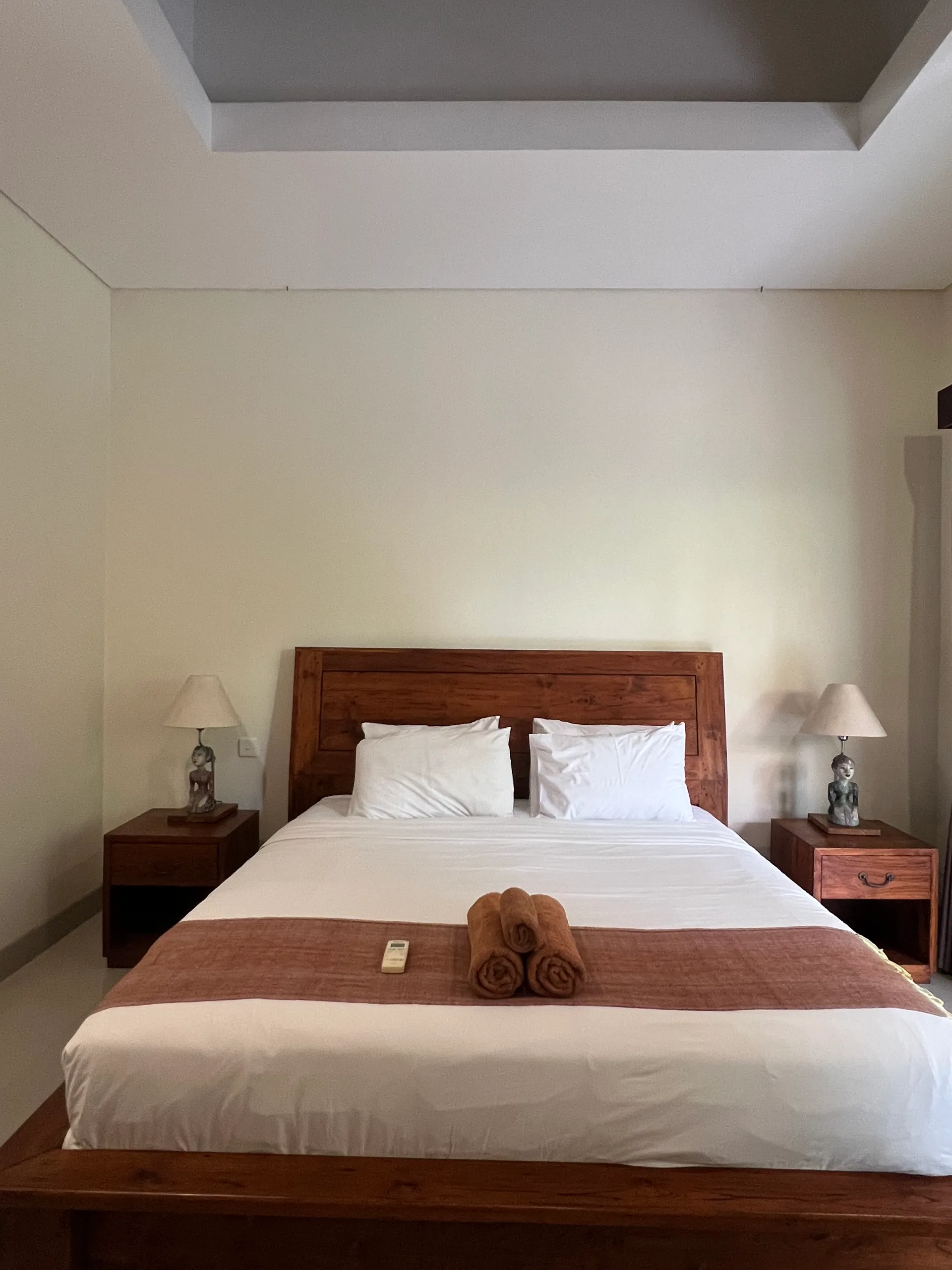 2 Bedroom Central — image 4