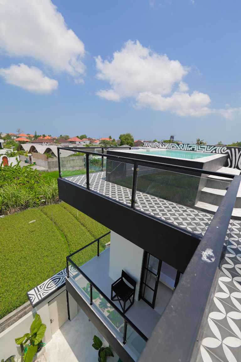 VILLA SAMA SAMA - 2BR ROOFTOP VIEW CANGGU BERAWA BALI — image 2