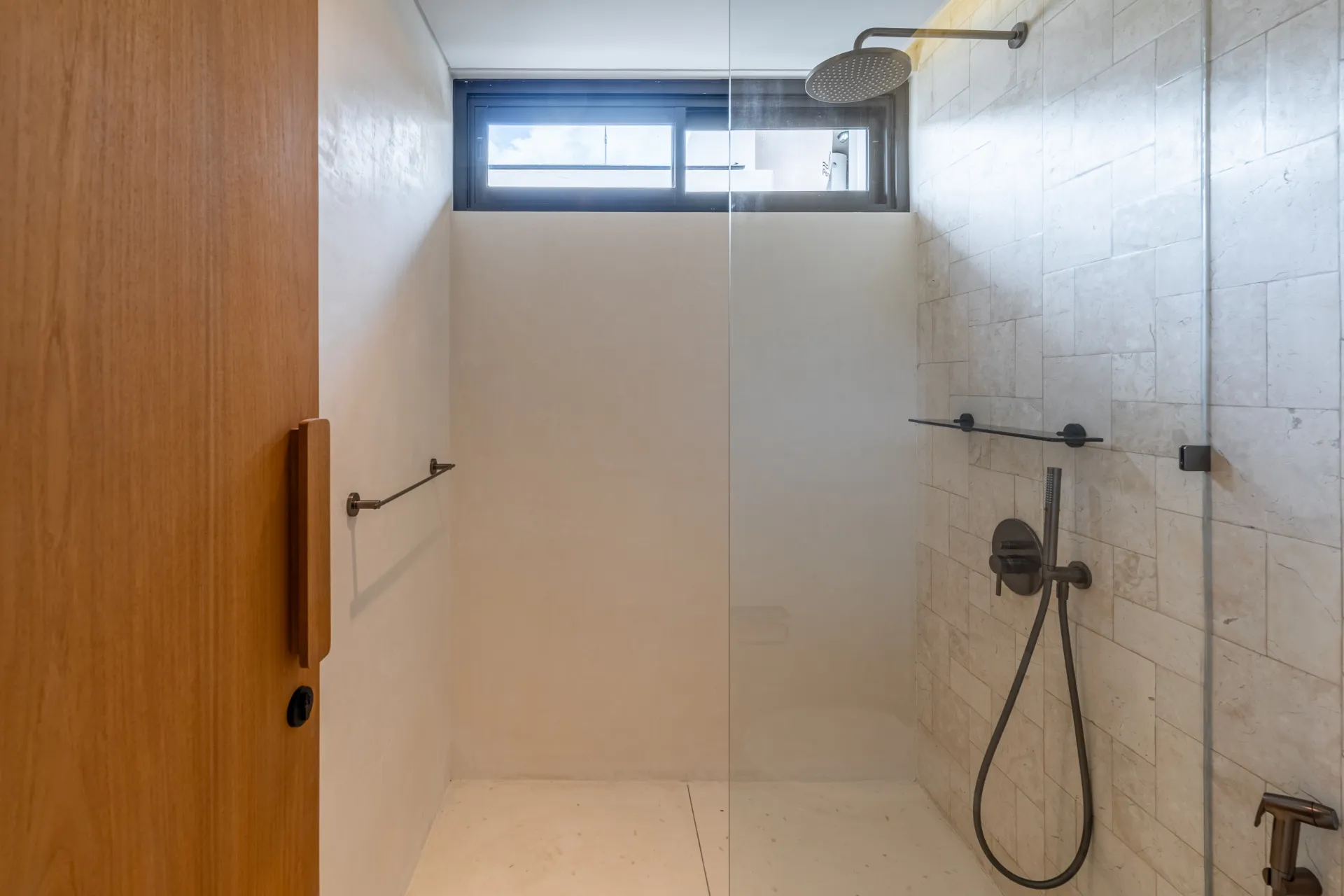 The Jewel - Brand New 3 Bedroom Modern Luxury Villa with Rice Field View — image 3