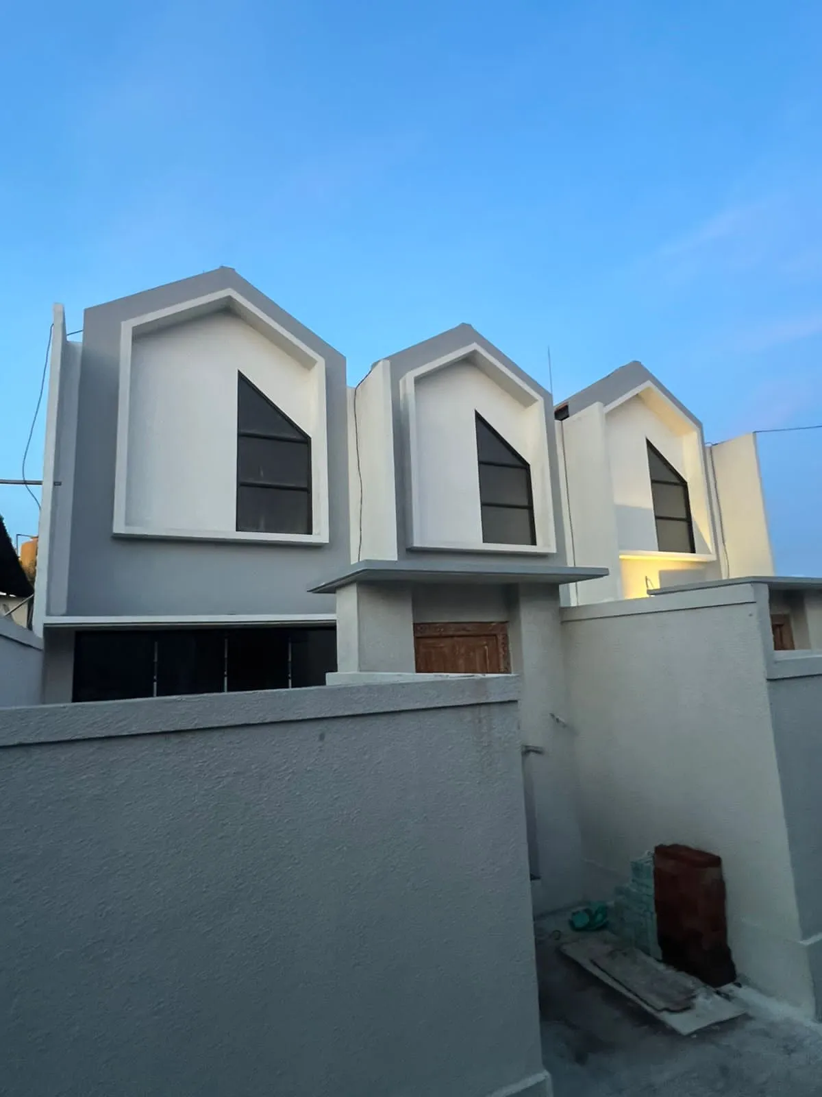 Cozy 1BR Loft House with Mezzanine (1PD3) — image 1
