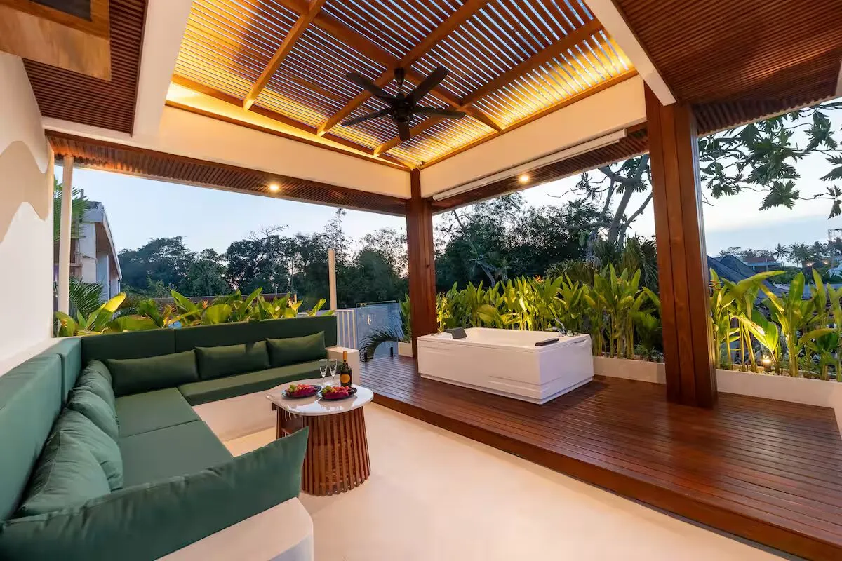 4 BEDROOM BRAND-NEW LUXURY VILLA WITH JACUZZI POOL & CINEMA - AF551 — image 3