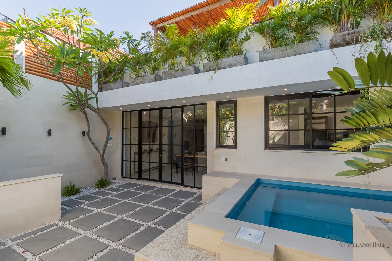 Stylist 2 Bed Villa in KEROBOKAN (Full furnished) — image 1