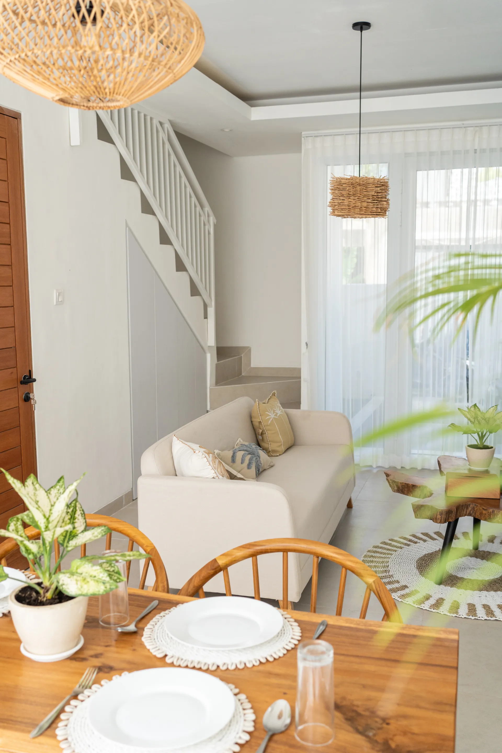 2BR Sunny Villa in Tumbak Bayuh — image 4