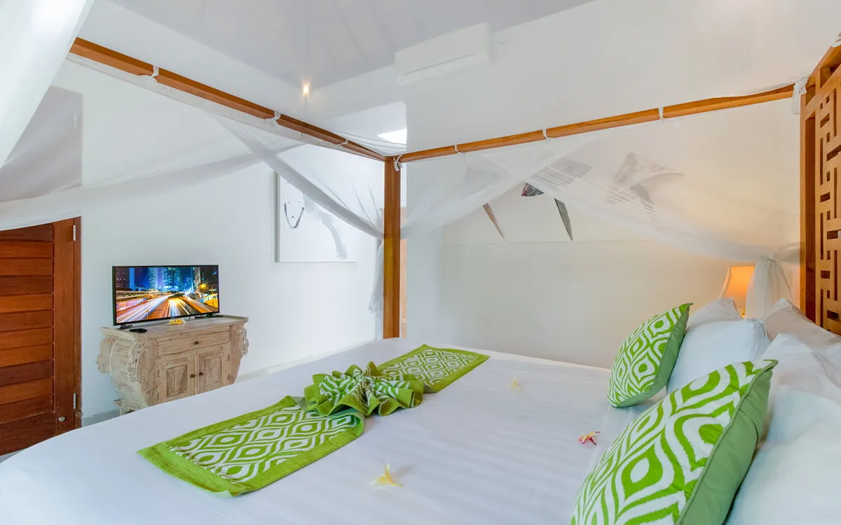 Superb 2BR Garden Villa in Seminyak — image 4