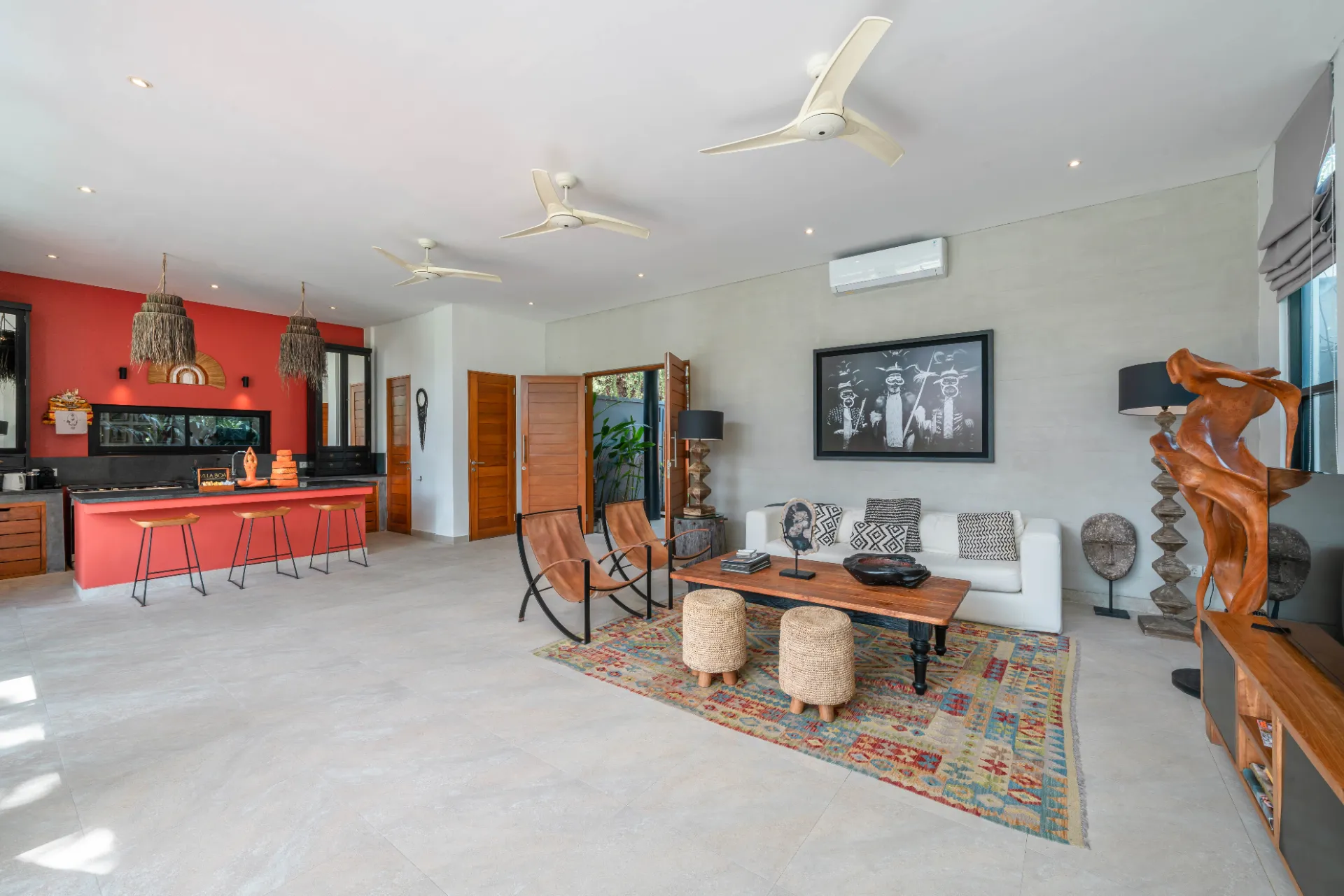 Villa Boa - Stunning 3BR Beachside Villa in Canggu — image 4