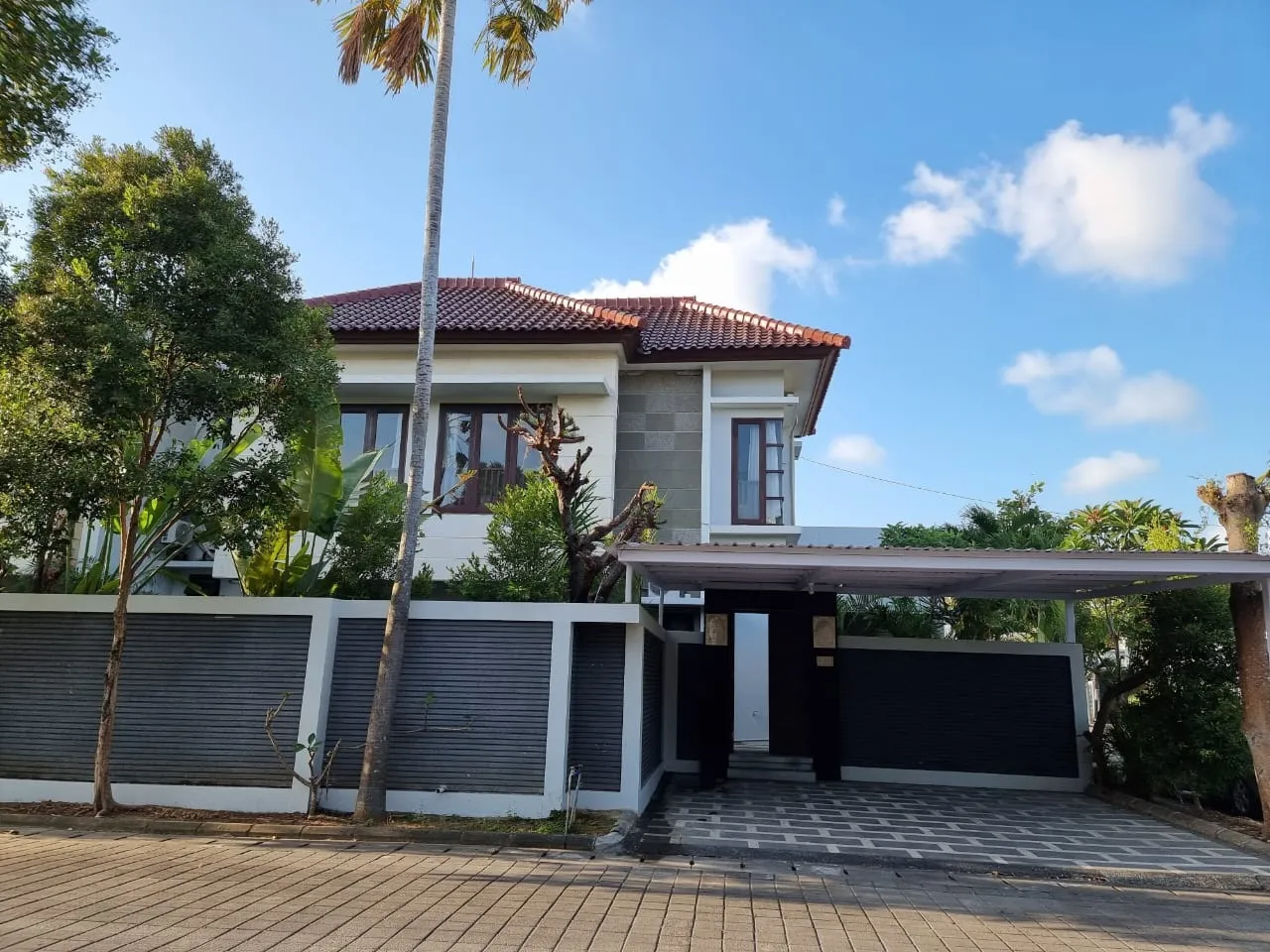 Villa For Rent 5 Bed In Sunset Road Seminyak Bali DZ-3806