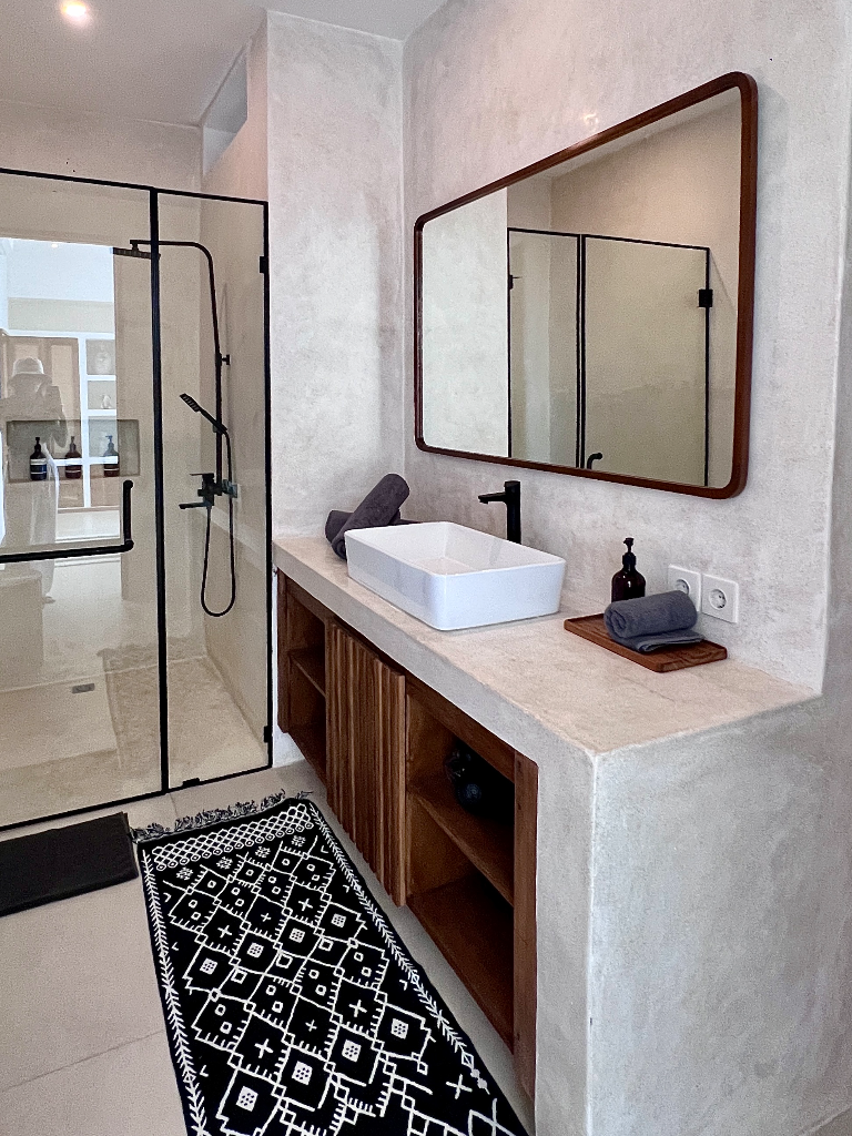 MODERN 2BR VILLA WITH PRIVATE JACUZZI — image 3