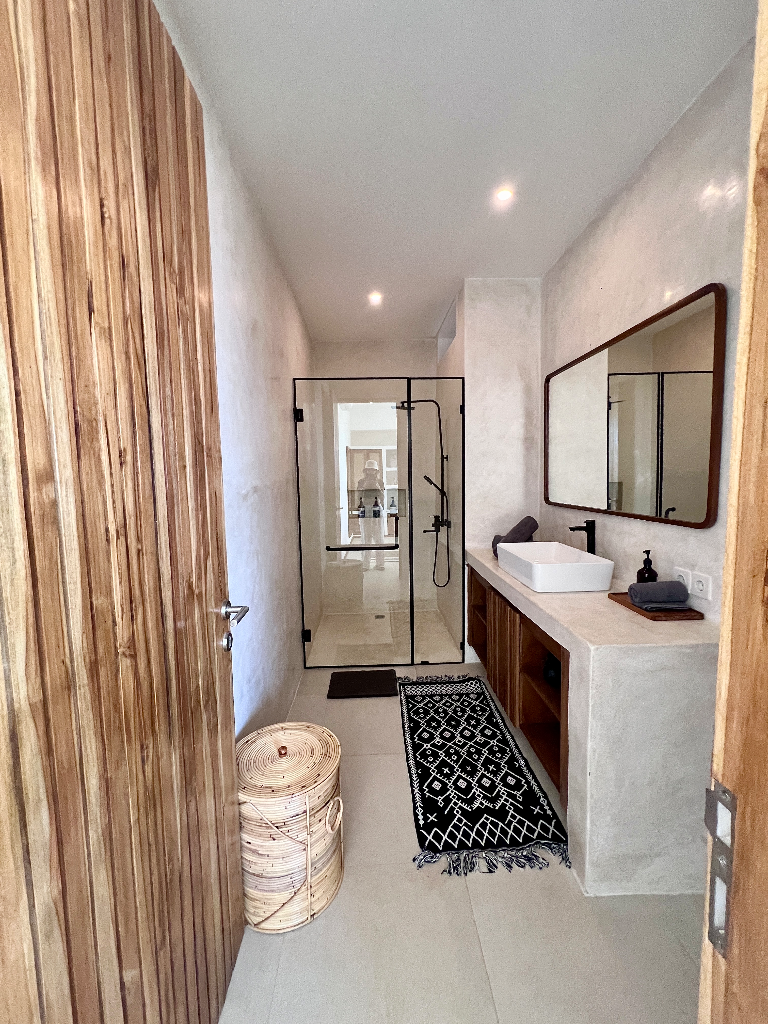 MODERN 2BR VILLA WITH PRIVATE JACUZZI — image 4