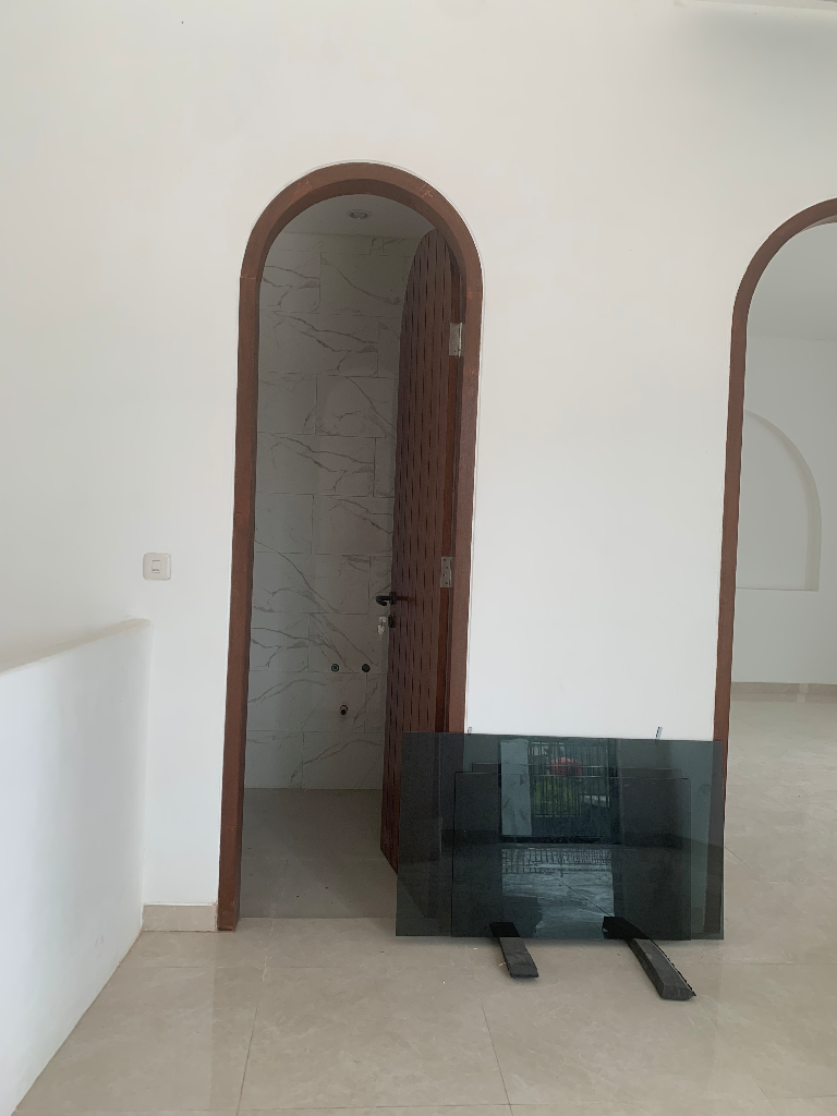 3 Bed Rooms Villa For Lease In Kedungu — image 1