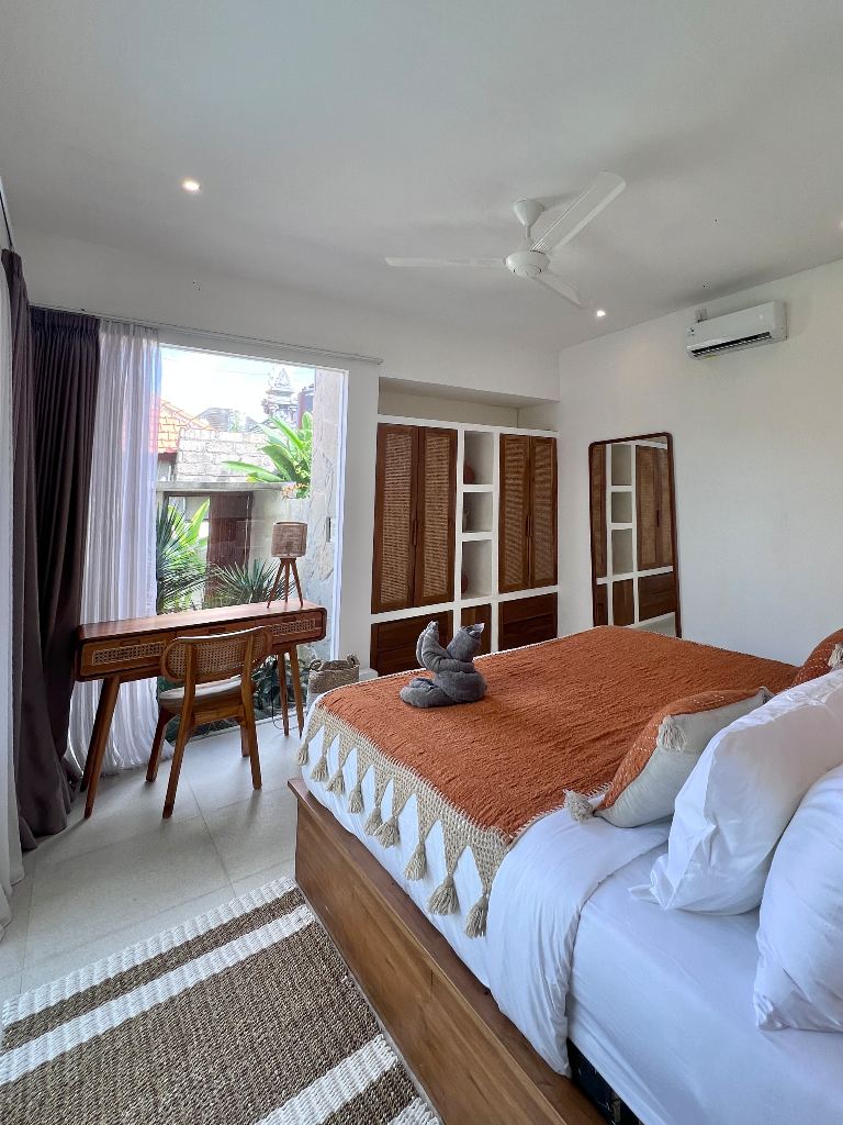 MODERN 1BR WITH ROOFTOP VILLA IN TUMBAK BAYUH — image 2