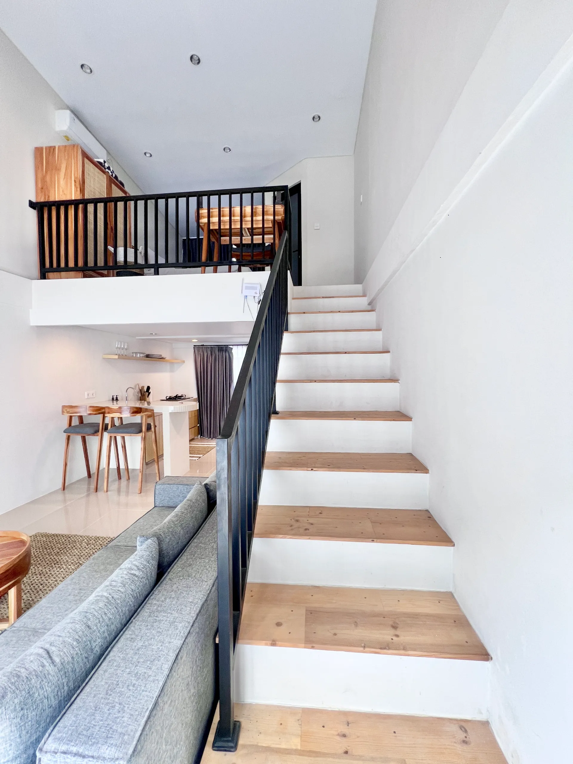 1BR LOFT IN TUMBAK BAYUH — image 4