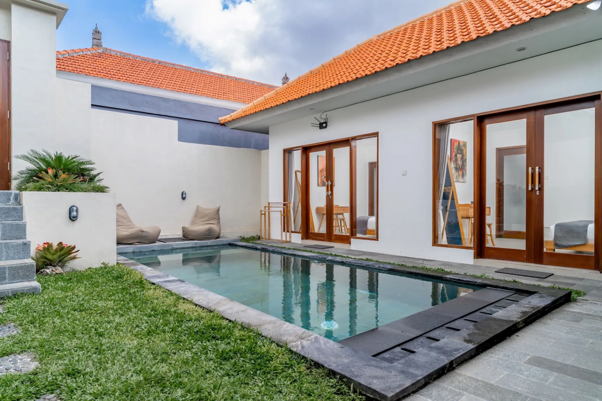 Villa Urip Canggu — image 1