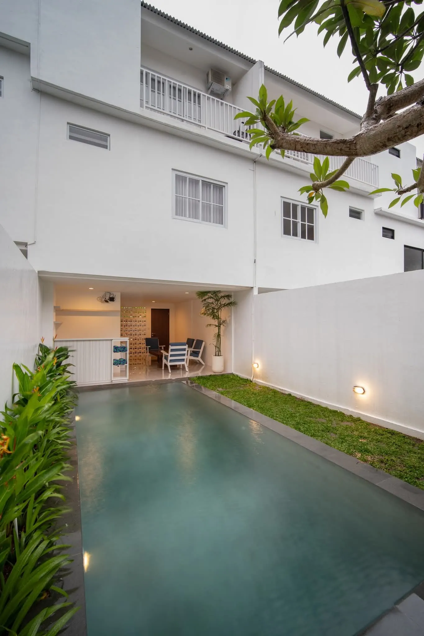 2 BEDROOM VILLA IN TUMBAK BAYUH IDR 25 MILL/MONTH