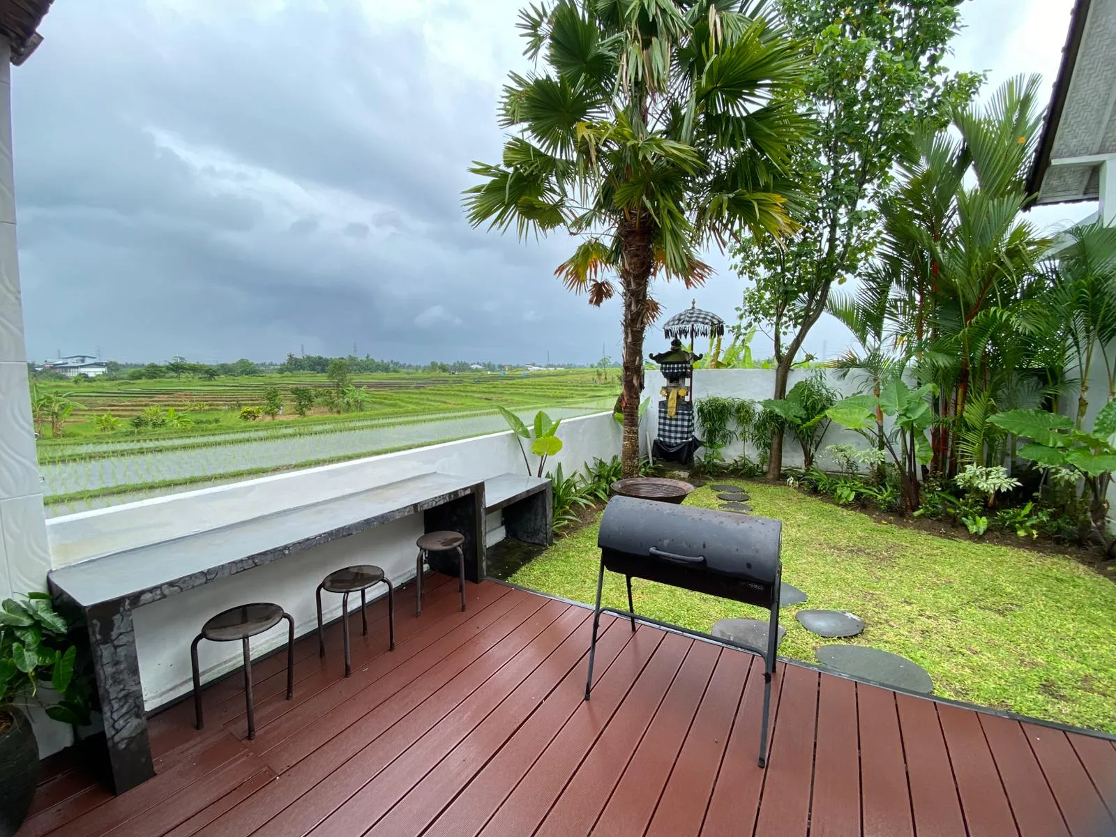 Villa Nemania - 2 Bedroom Villa with Stunning Ricefield View in Kaba Kaba — image 1