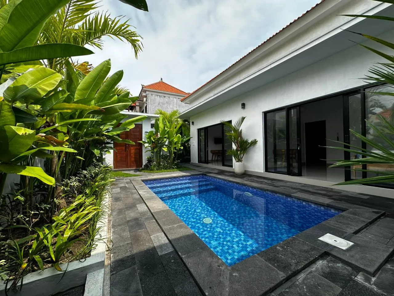 2 Bedrooms Villa in Canggu for Yearly Rent